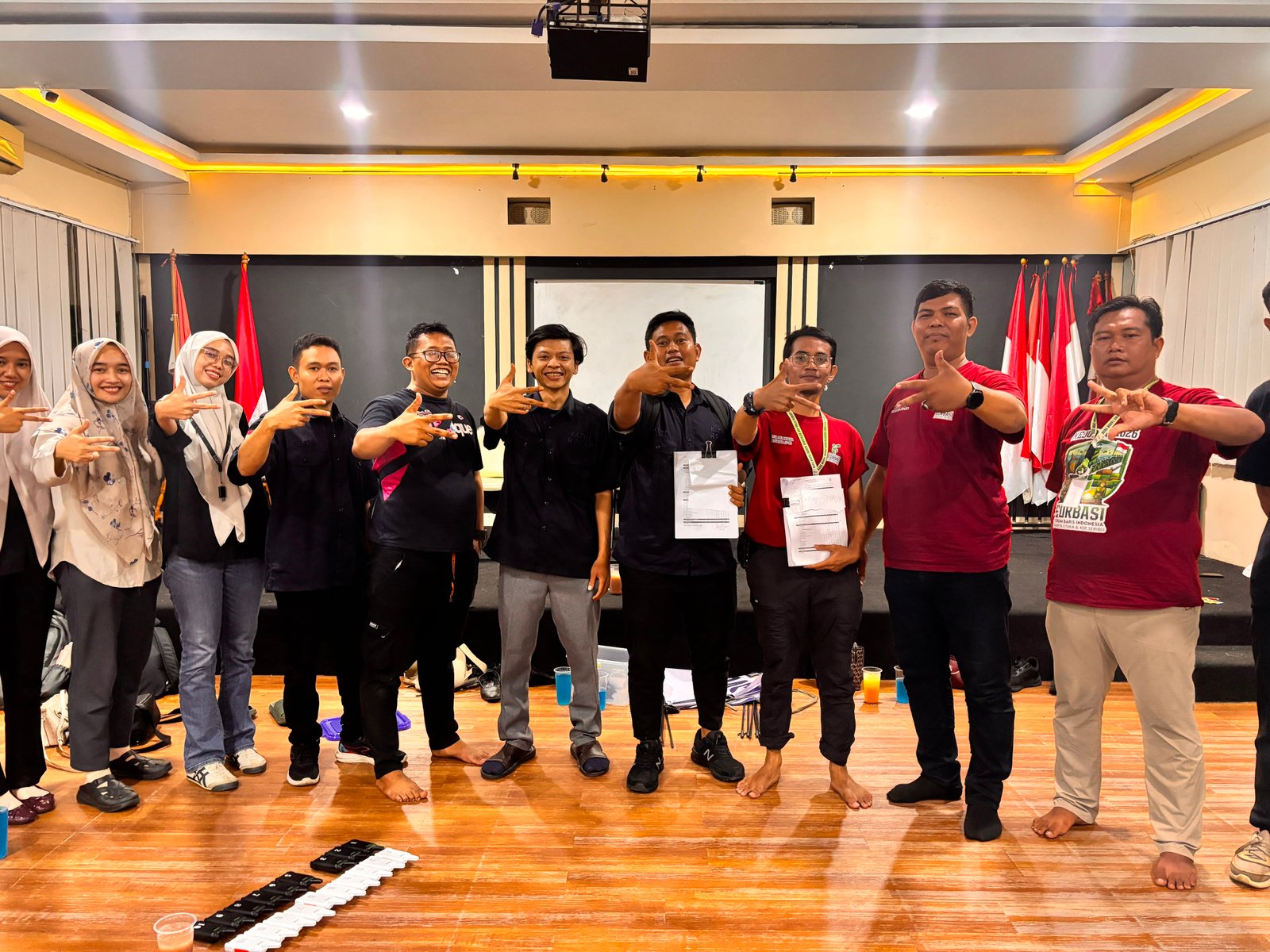 Santunan Yatim Piatu Ebi dan Feni
